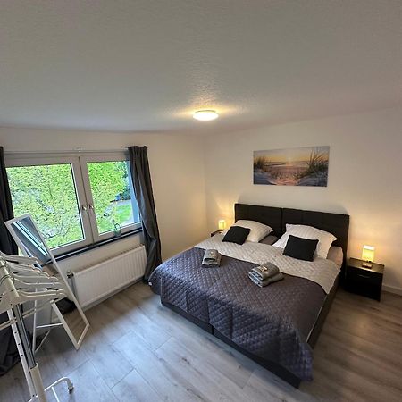 הרטן Moderne Ferienwohnung Fuer 4-5 Personen Mitten In Herten*Netflix*Nespresso מראה חיצוני תמונה